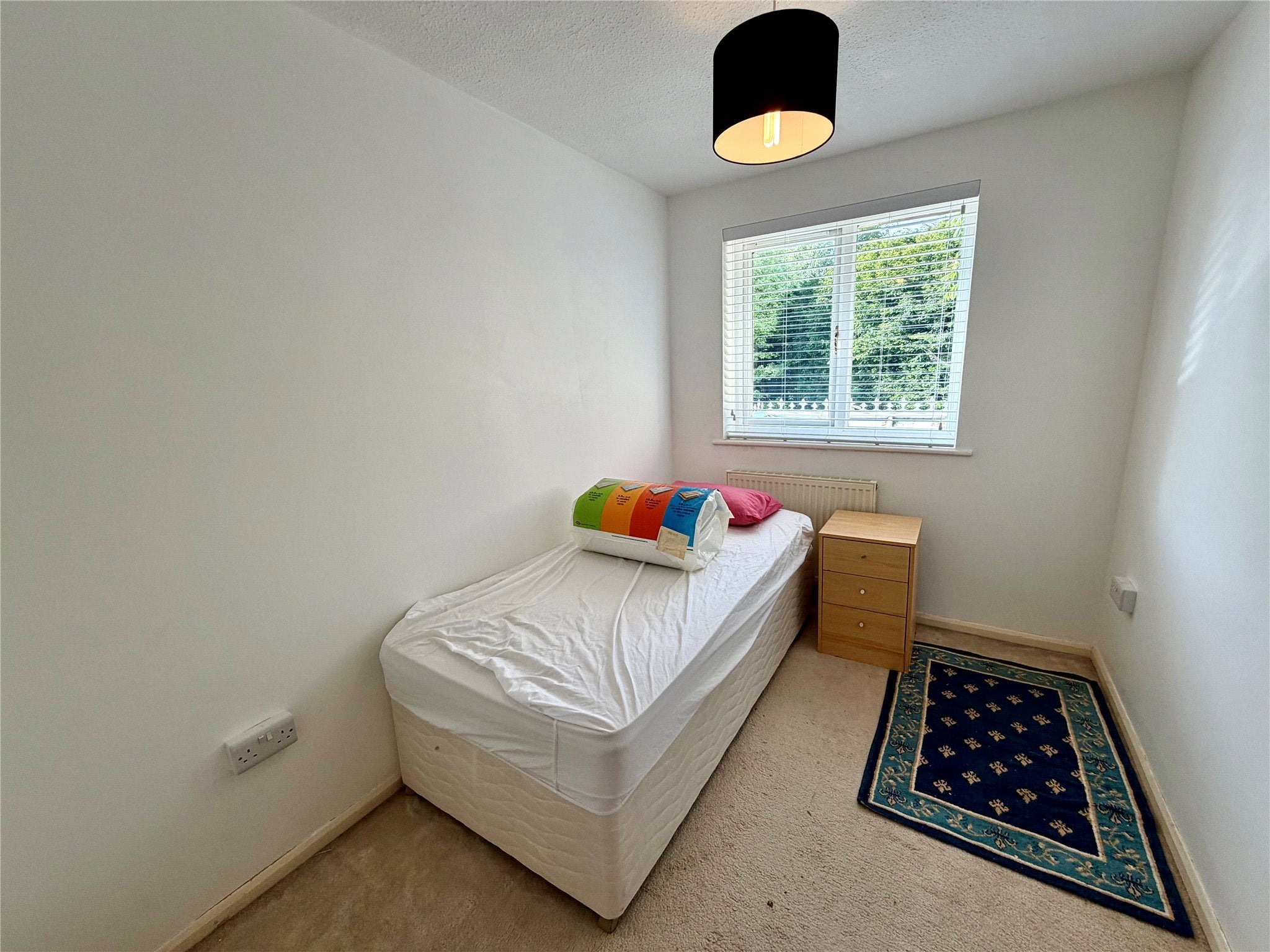 Room Vanner Road in West Oxfordshire