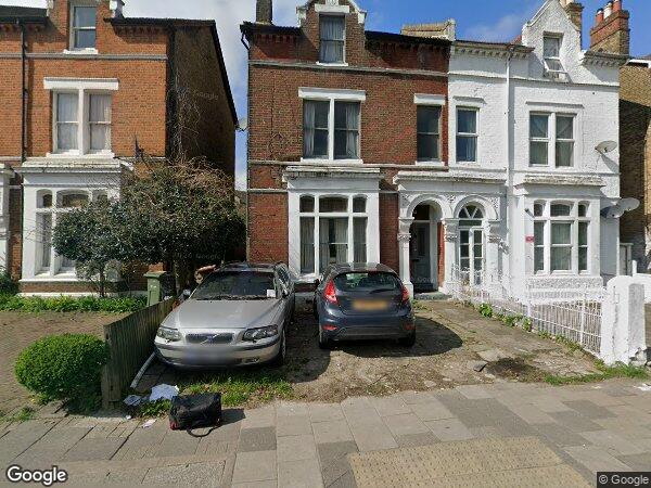 Flat Norwood Road in Greater London