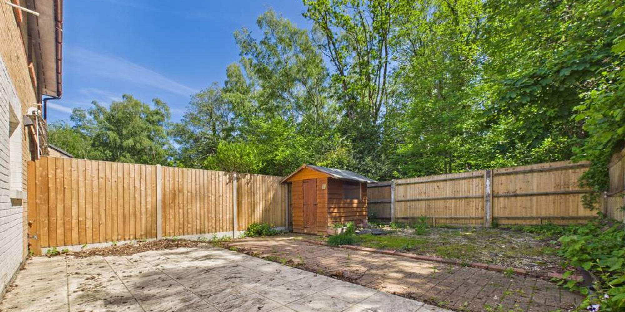 House Coronet Close in Crawley