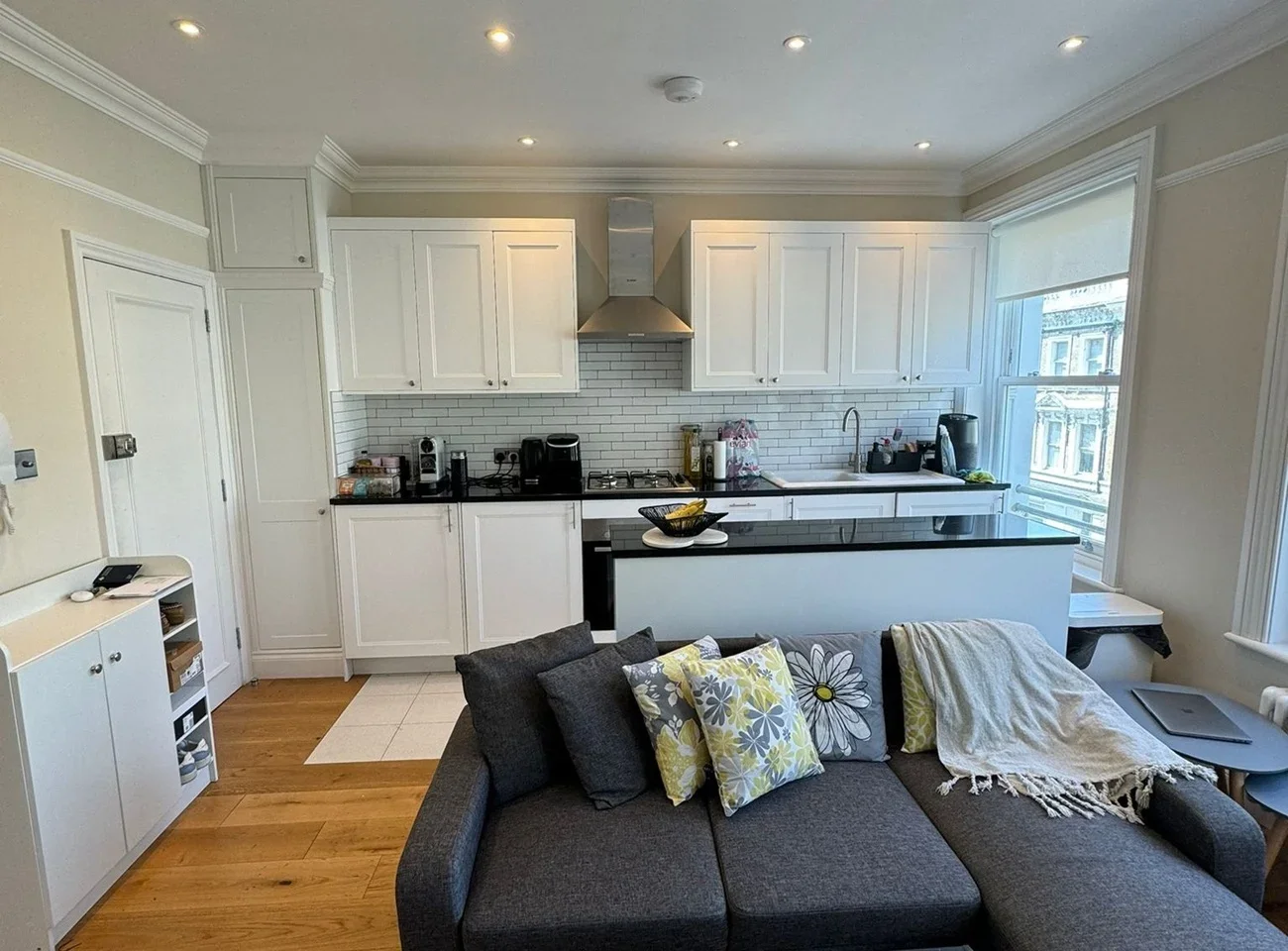 Flat Comeragh Road in Greater London