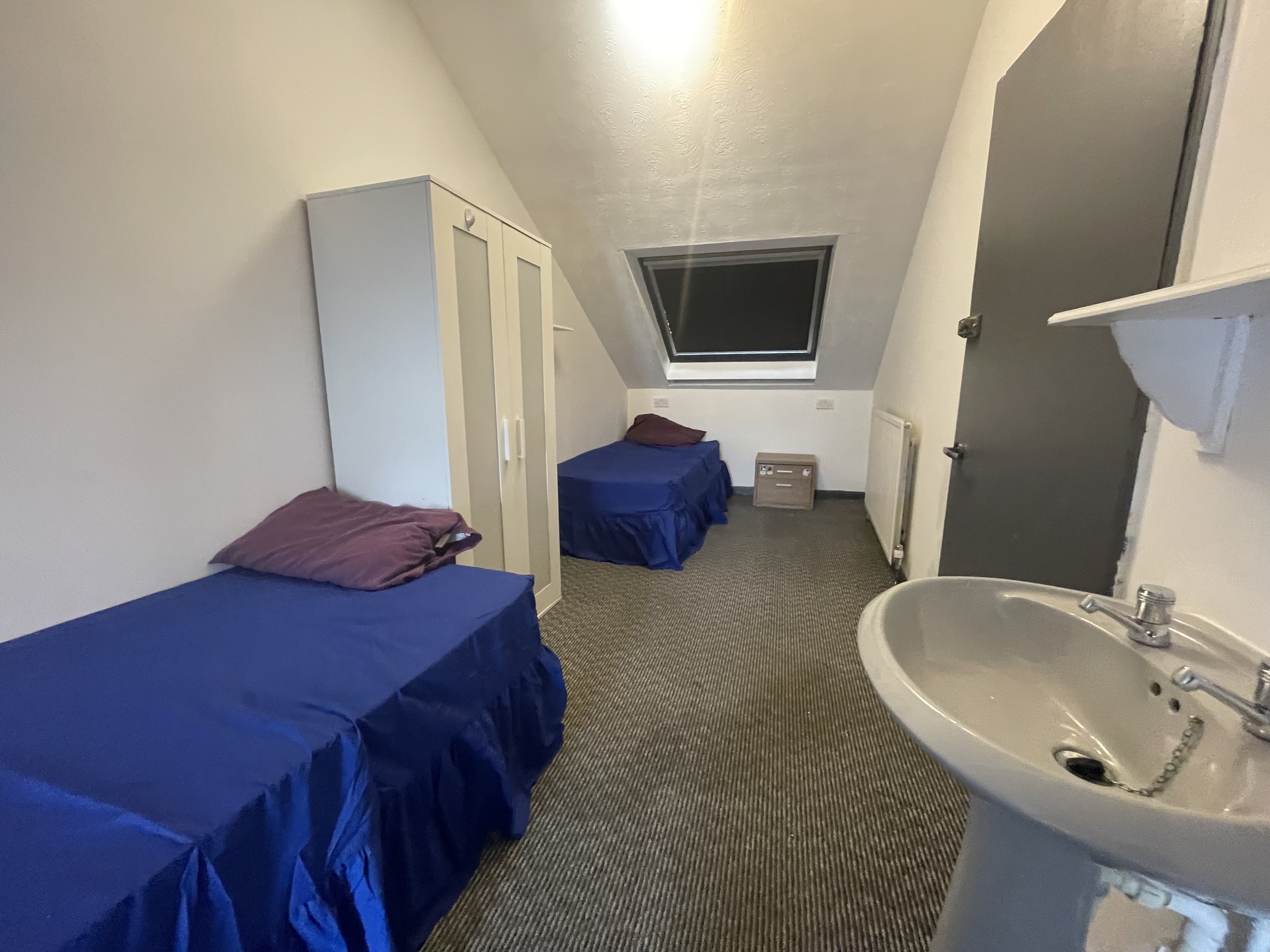 Room Fore Street in Camborne