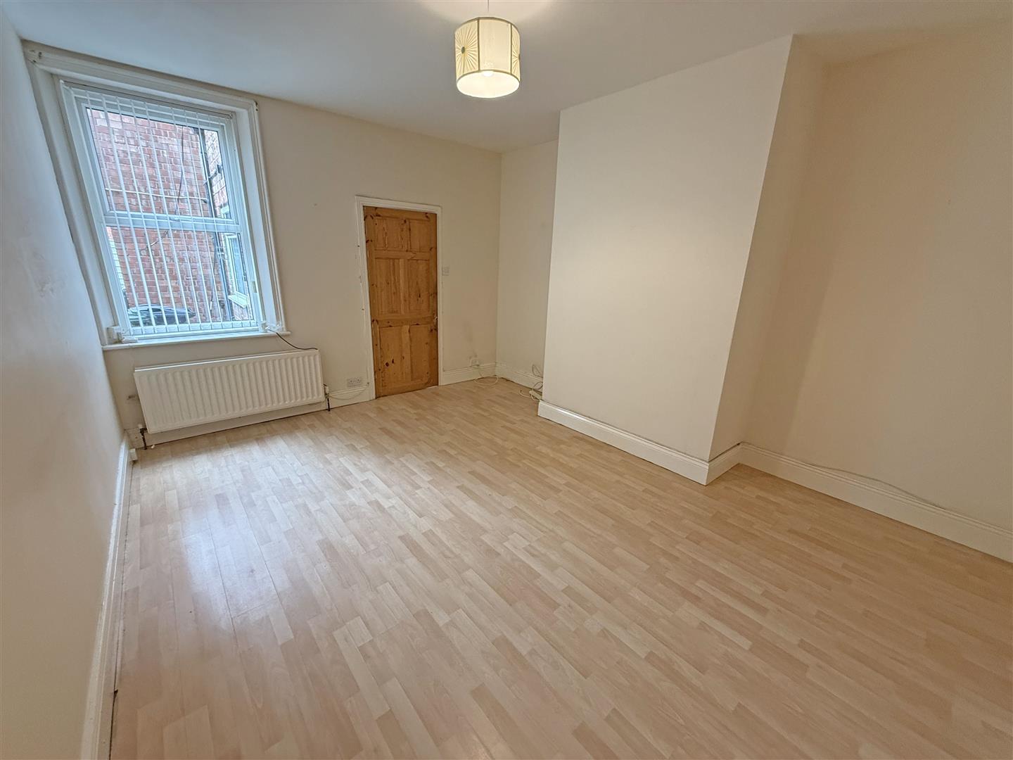 Flat Woodbine Avenue in North Tyneside