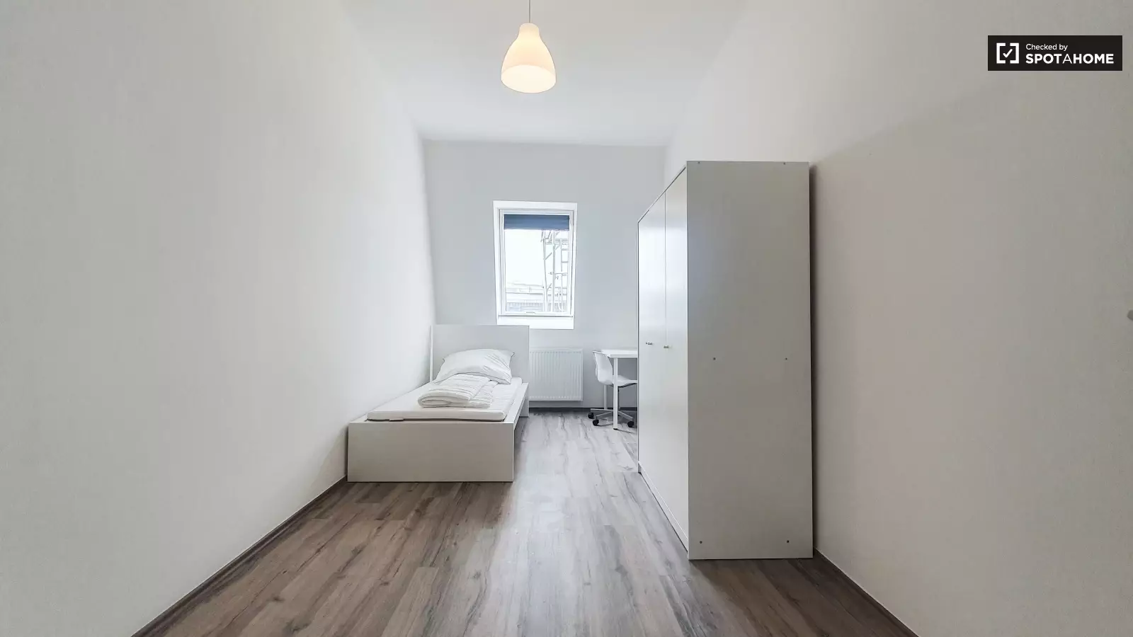 Zimmer Holzmindener Straße in Berlin