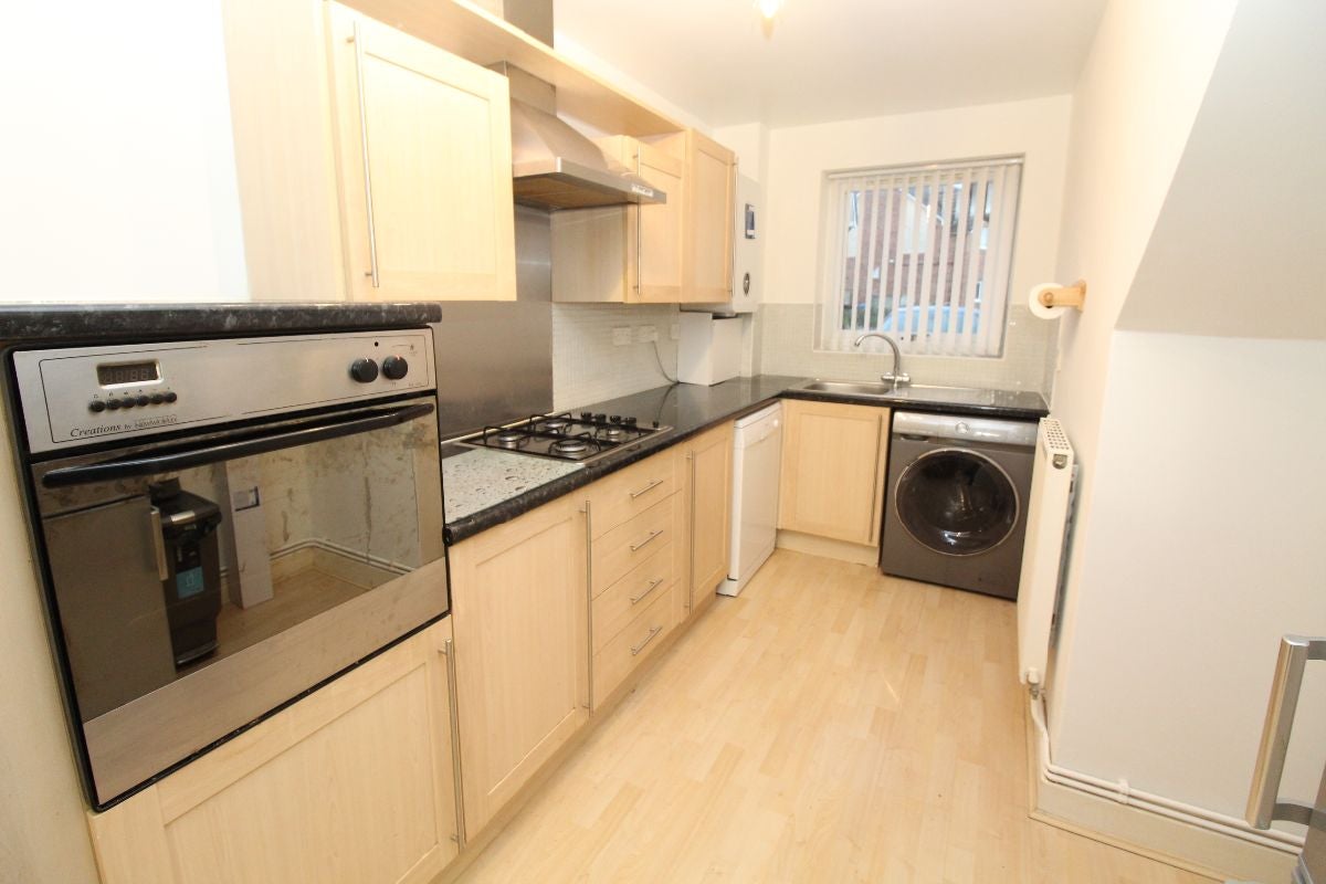 Flat The Lymes in Trafford