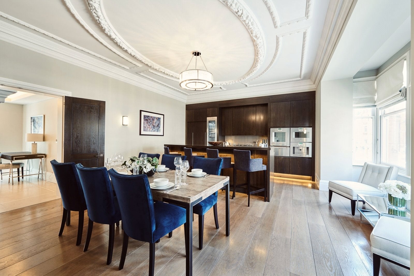 Flat Duke Street in London