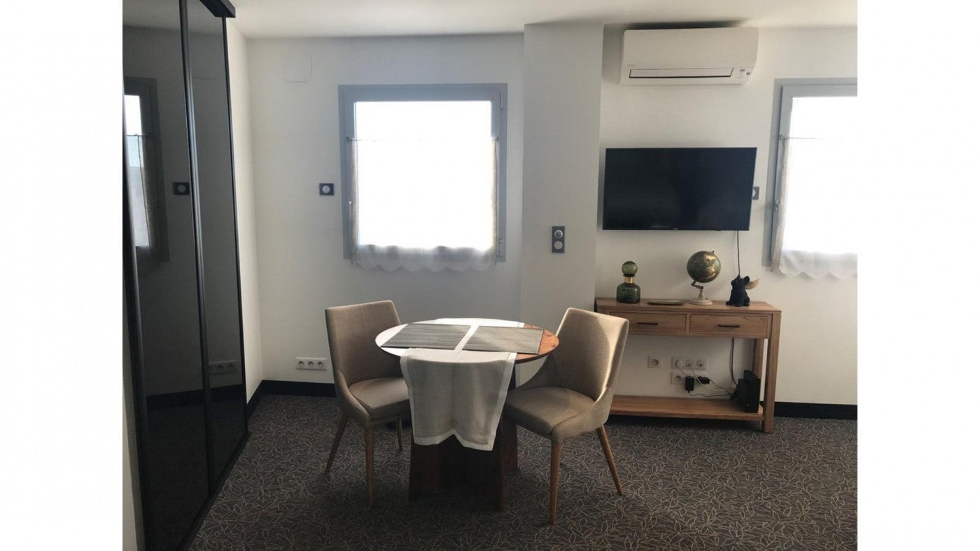 Flat Place François 1er in Cognac