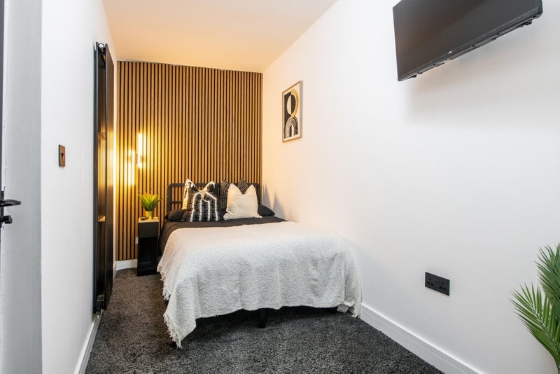 Room Gladstone Street in Nottingham