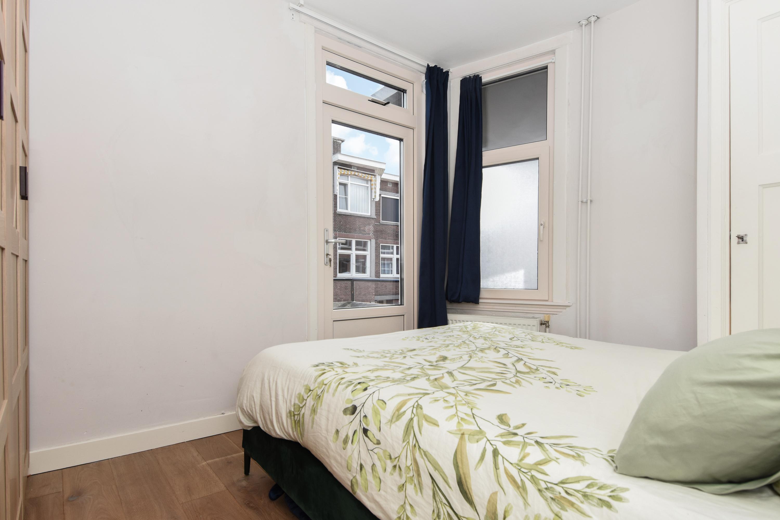 Appartement te koop: De Moucheronstraat 15, 'S-Gravenhage