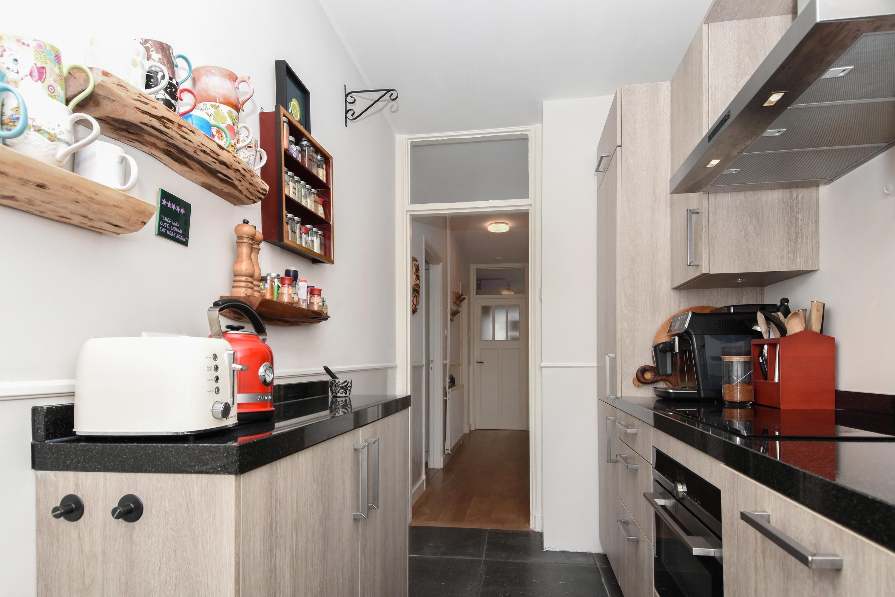 Appartement te koop: De Moucheronstraat 15, 'S-Gravenhage