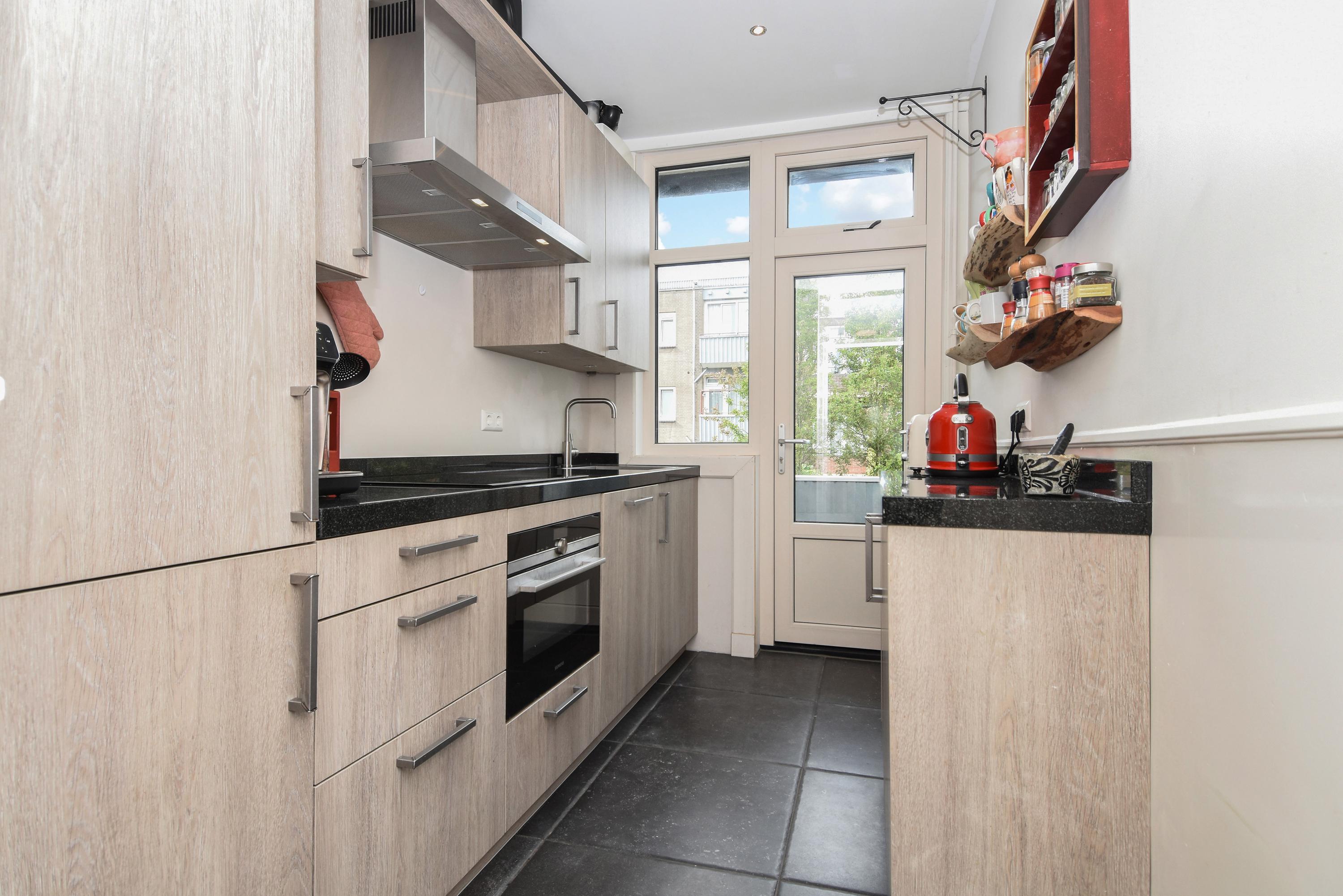 Appartement te koop: De Moucheronstraat 15, 'S-Gravenhage