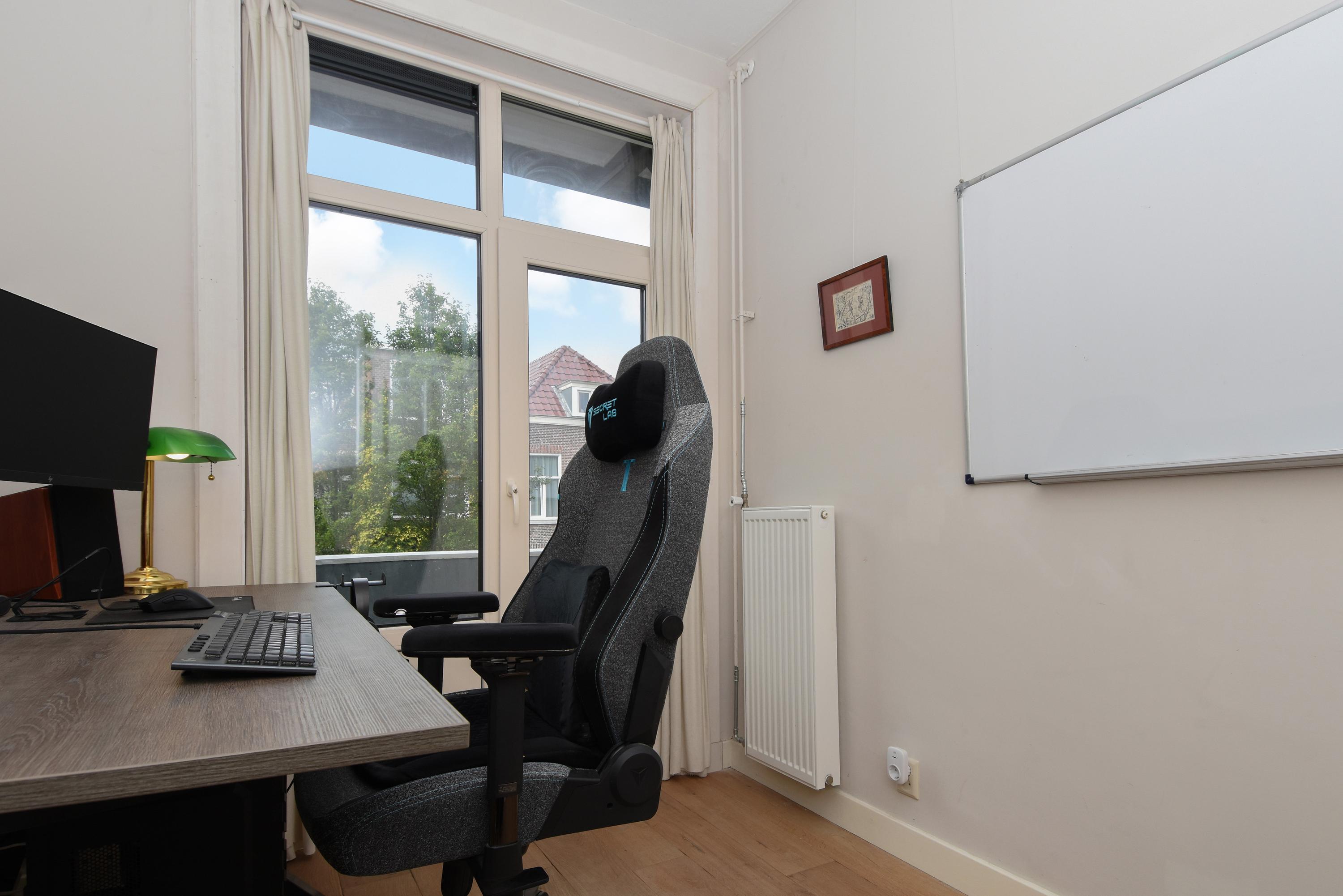 Appartement te koop: De Moucheronstraat 15, 'S-Gravenhage