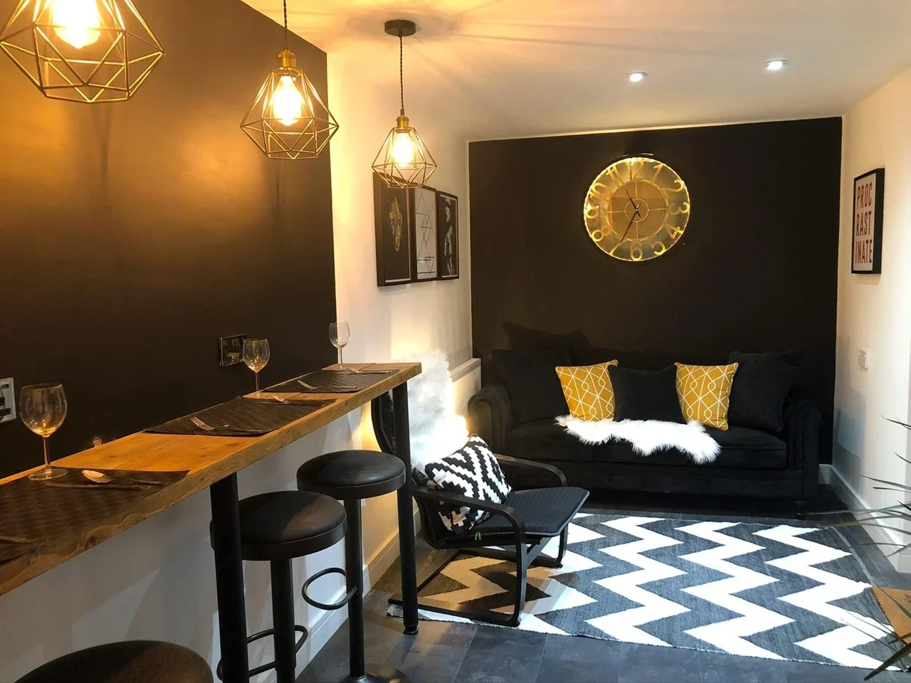 Room Grey Street in Hull