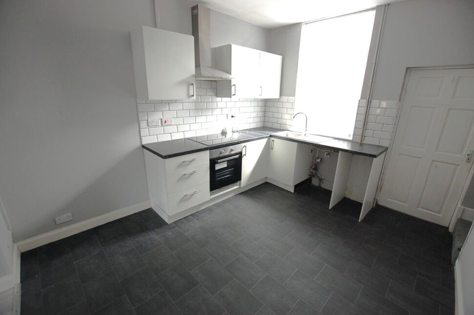 Flat Pickford Lane in Tameside