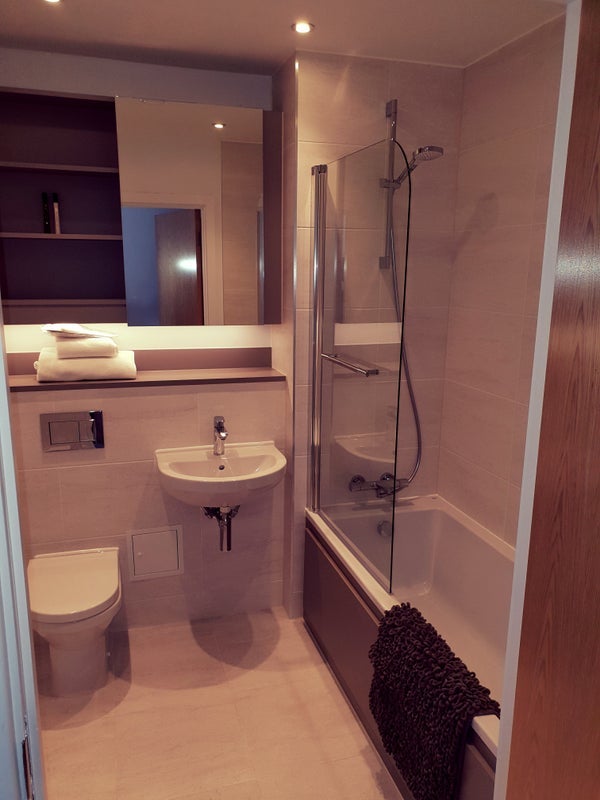 Room Barry Blandford Way in Greater London