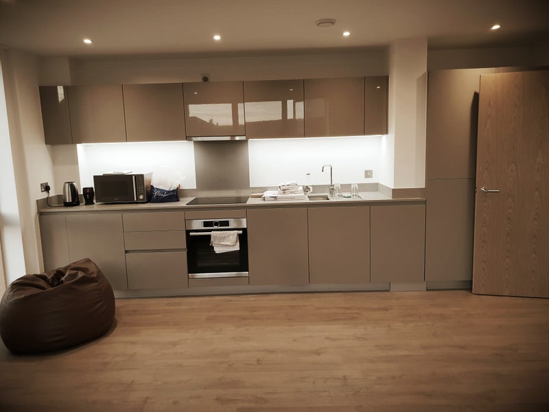 Room Barry Blandford Way in Greater London