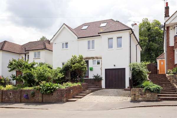 House Pinewood Avenue in Sevenoaks