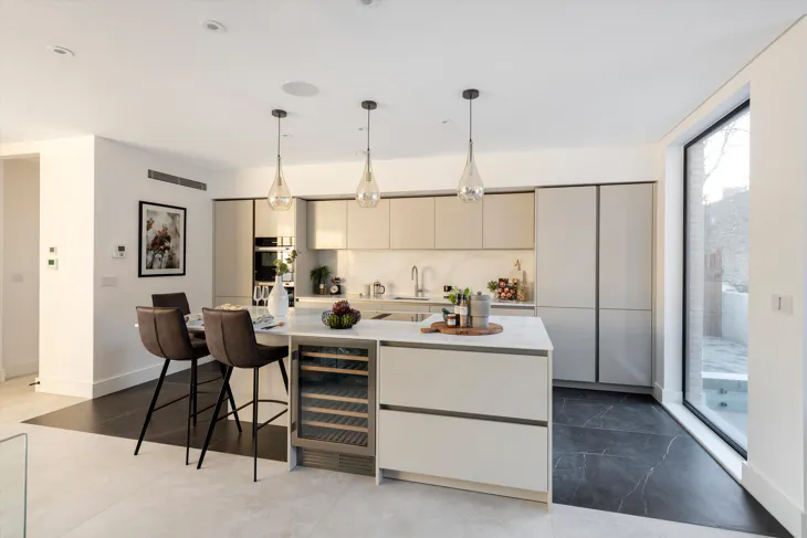 House Gulliver Place in Greater London