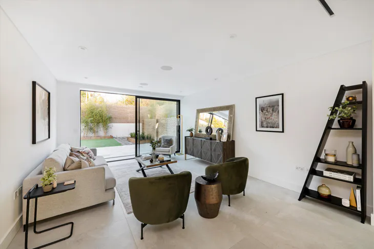 House Gulliver Place in Greater London