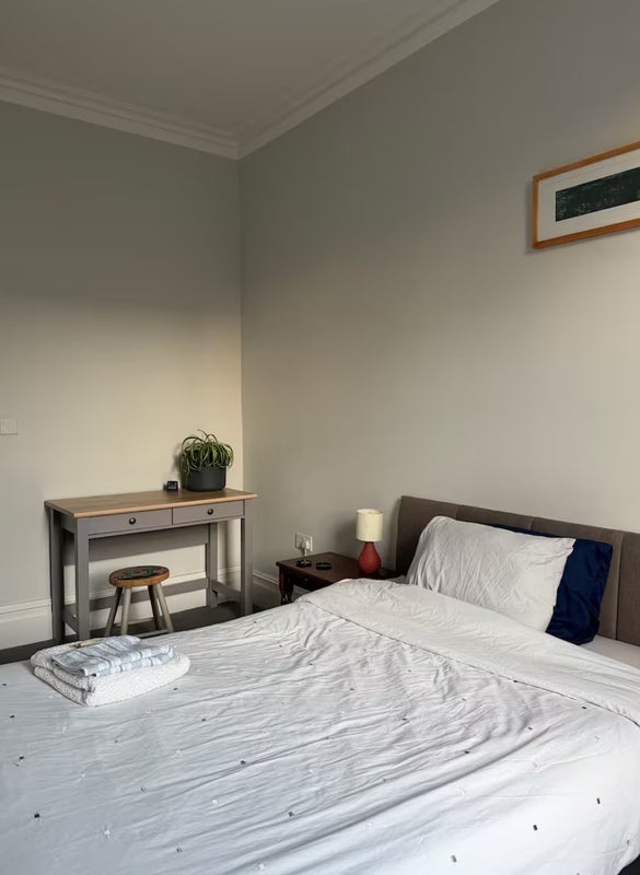 Room Mowll Street in Greater London