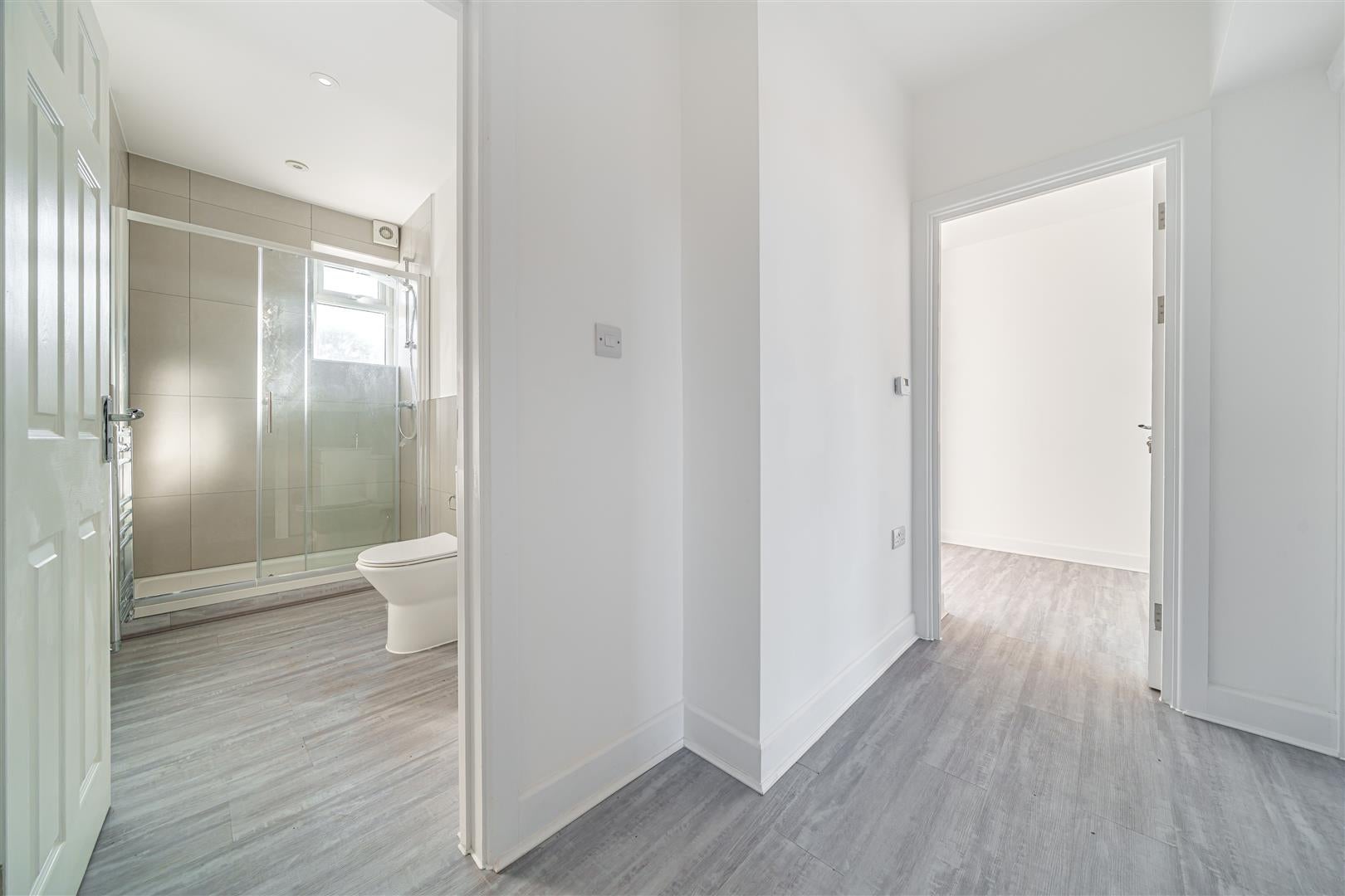 Flat Gibbon Road in Greater London