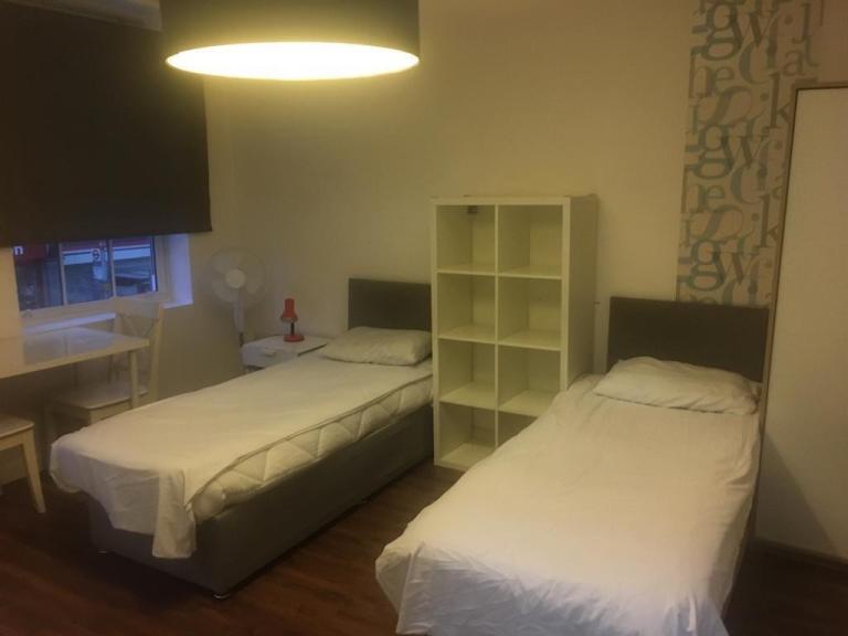 Room Robert Street in Greater London