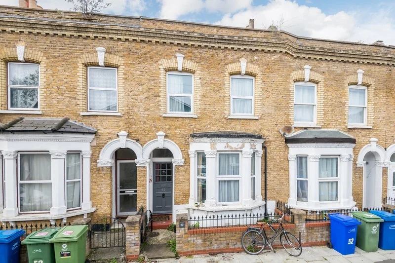 House Marmont Road in Greater London