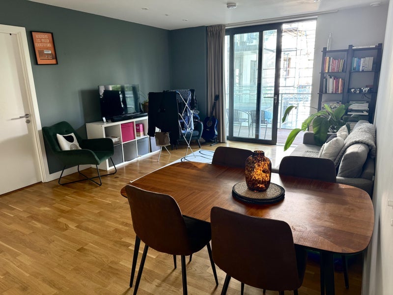 Room Honour Lea Avenue in Greater London