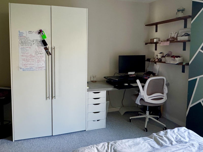 Room Honour Lea Avenue in Greater London