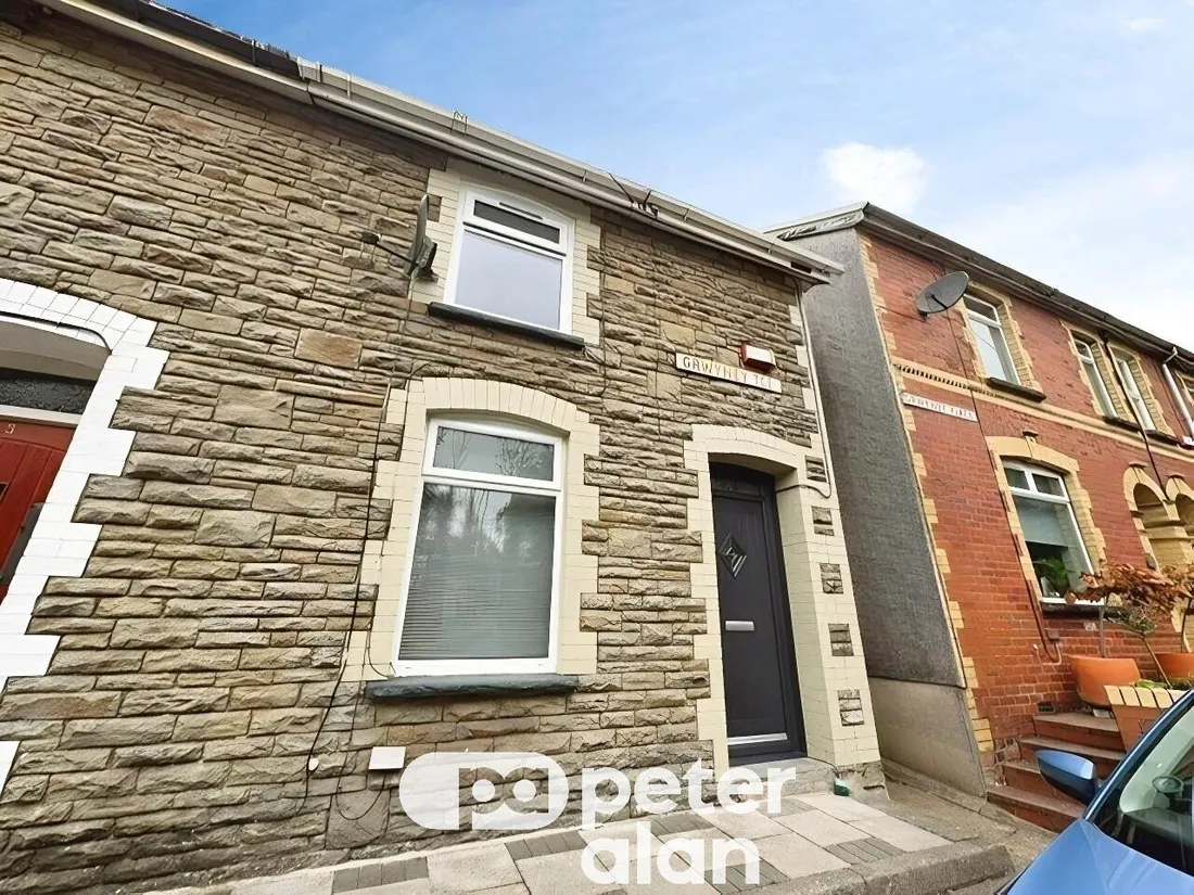 House Newport Road in Argoed
