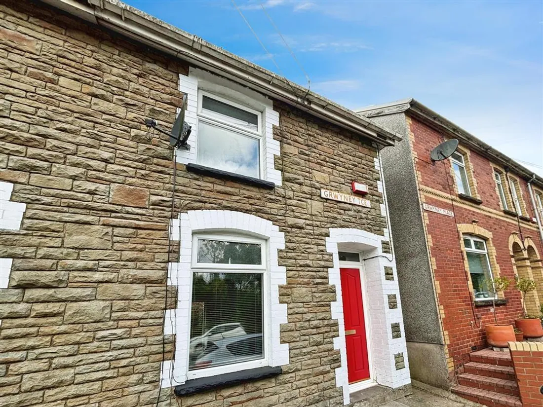 House Newport Road in Argoed