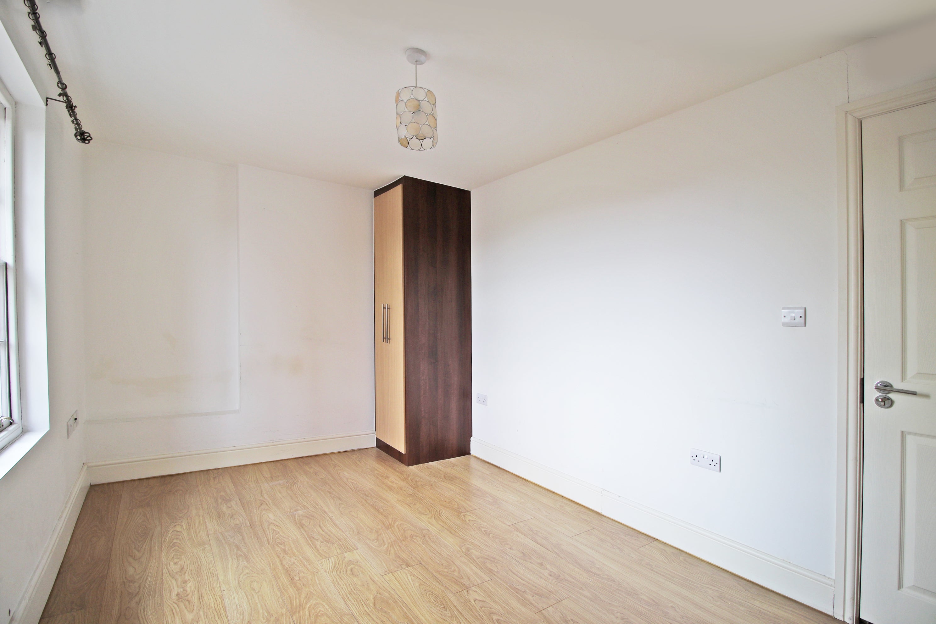 Flat Goldington Road in Bedford
