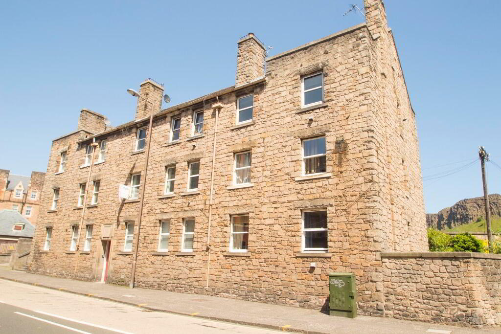 Flat New Mart Road in City of Edinburgh