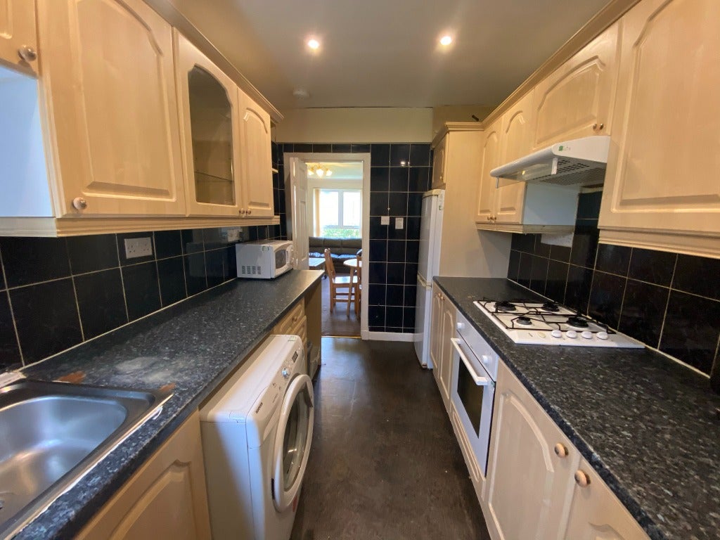 House Broomhouse Loan in City of Edinburgh