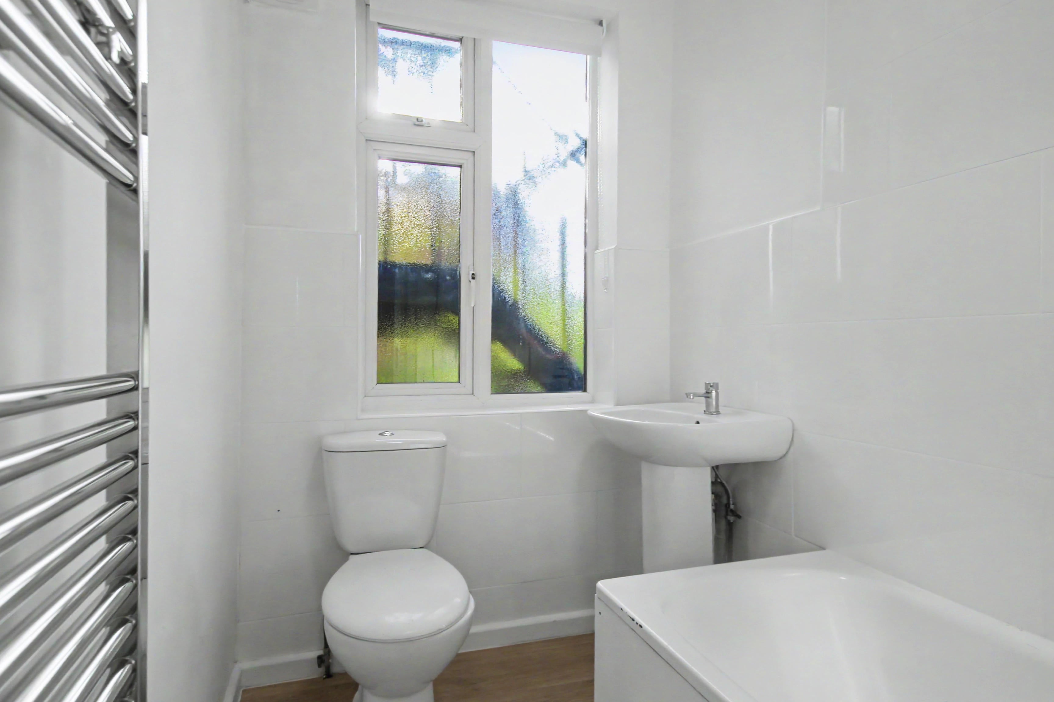 Flat East Close in Greater London