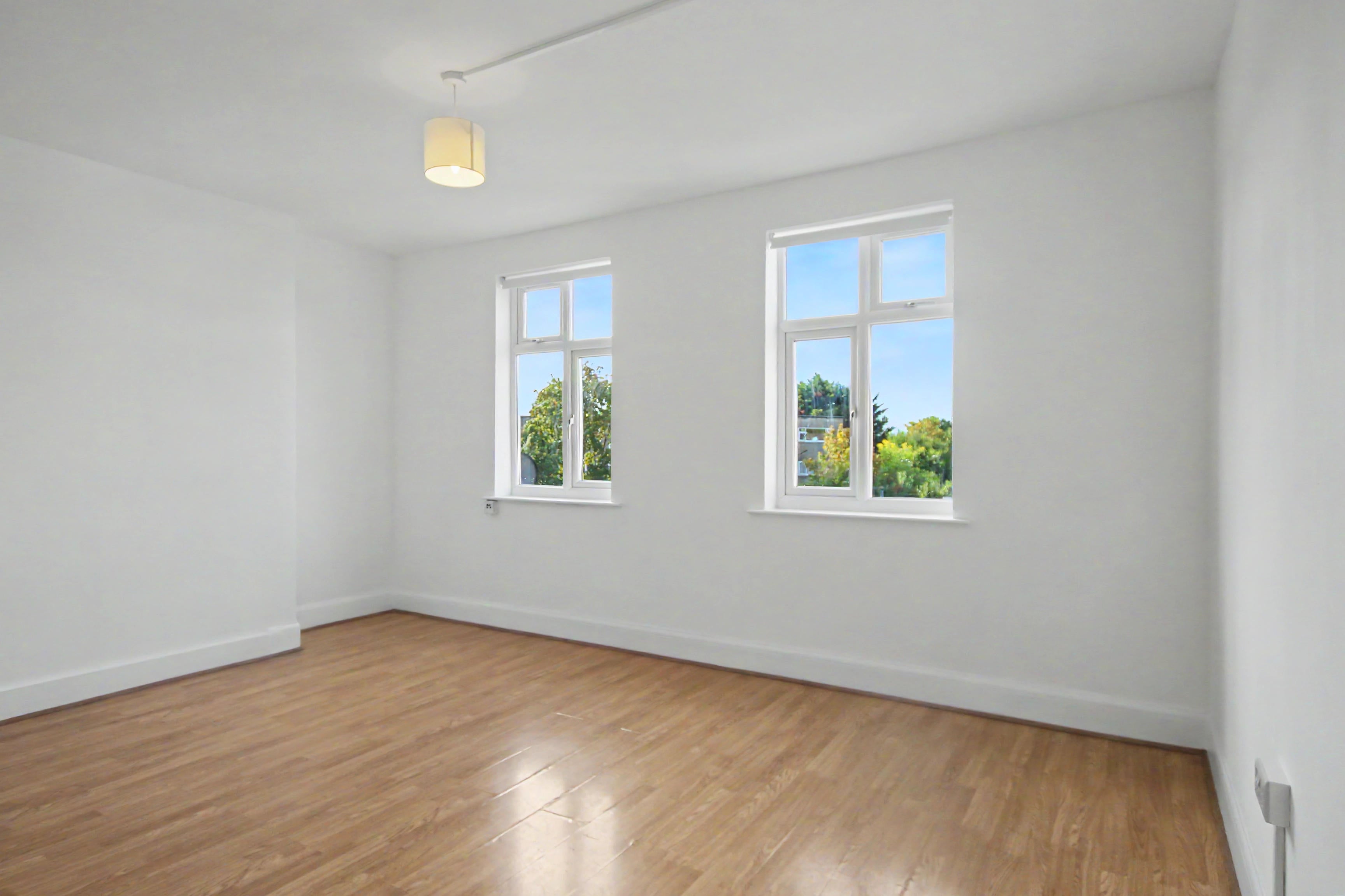 Flat East Close in Greater London