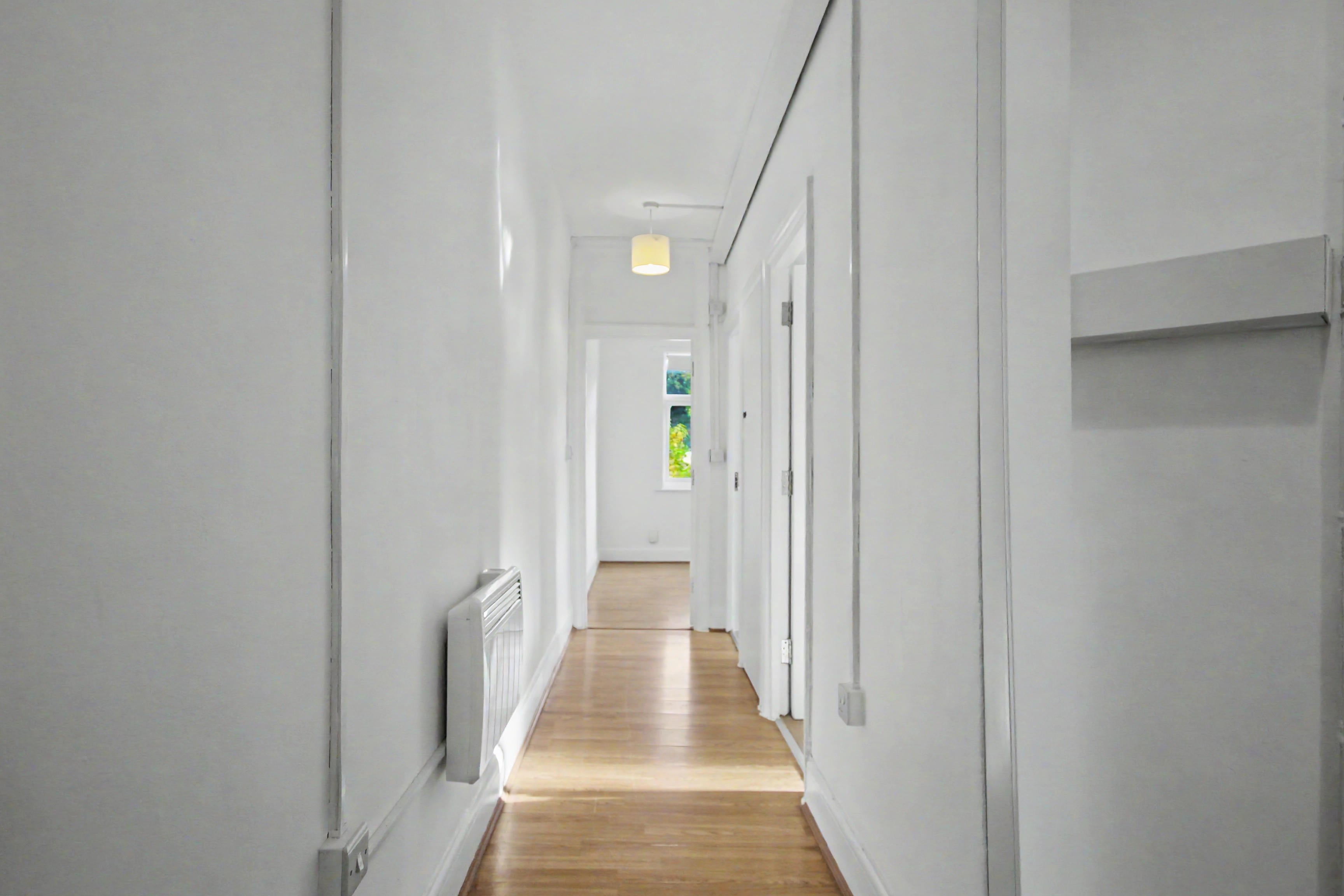 Flat East Close in Greater London