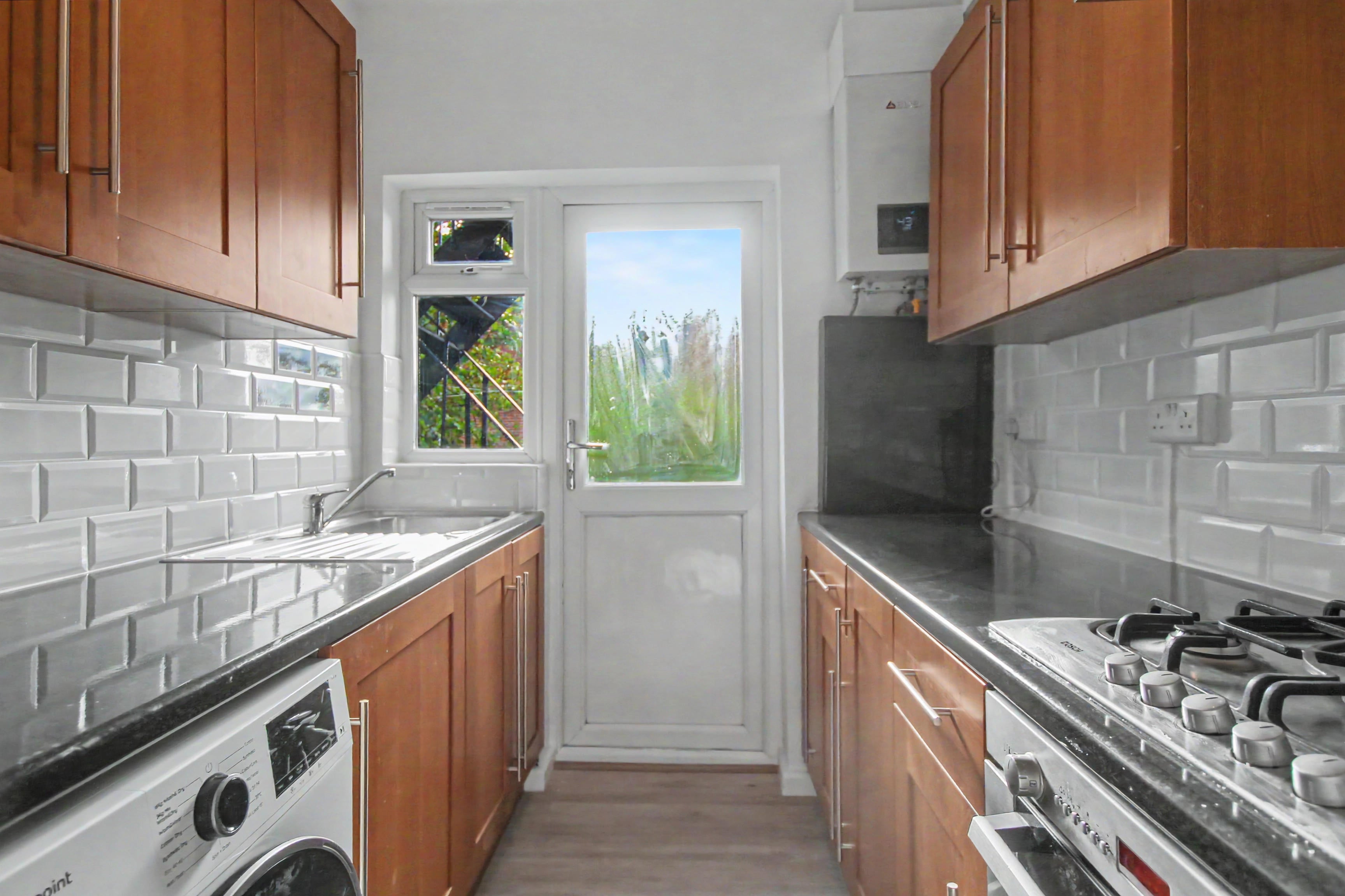Flat East Close in Greater London