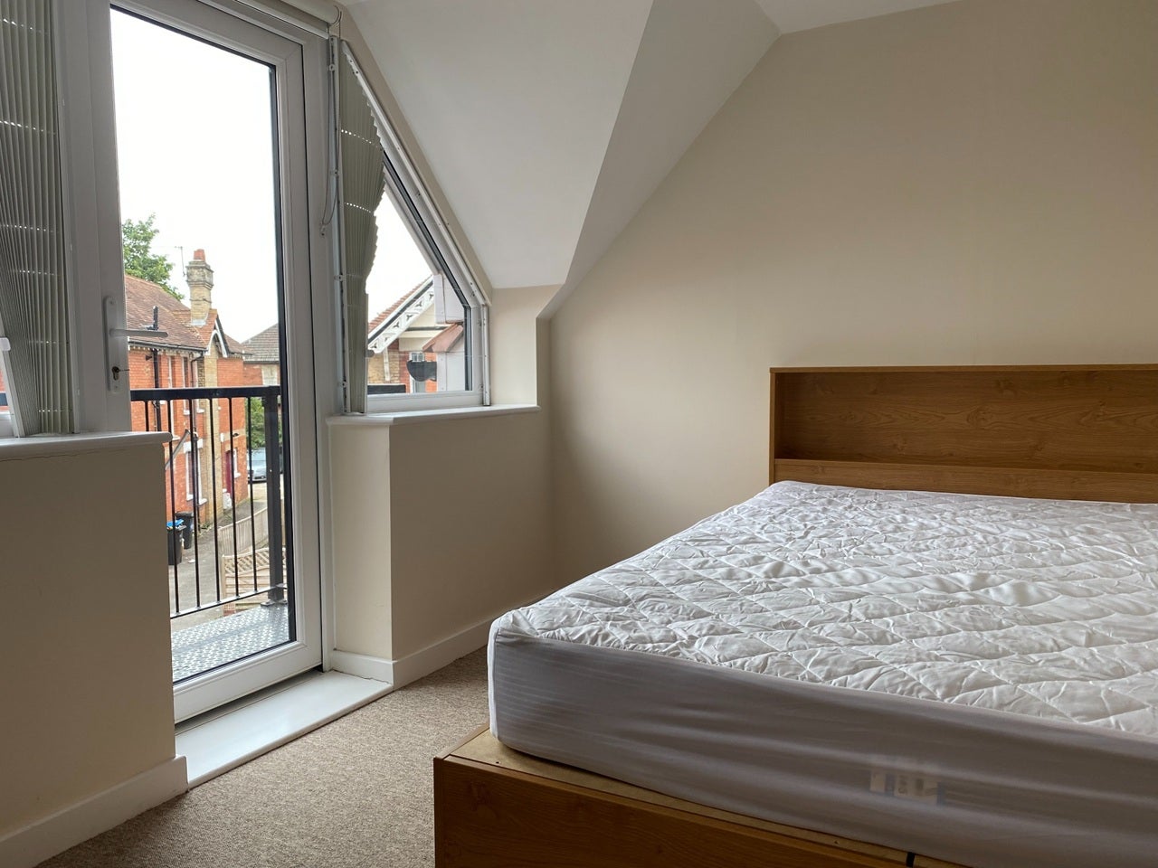 Flat Capstone Road in Bournemouth