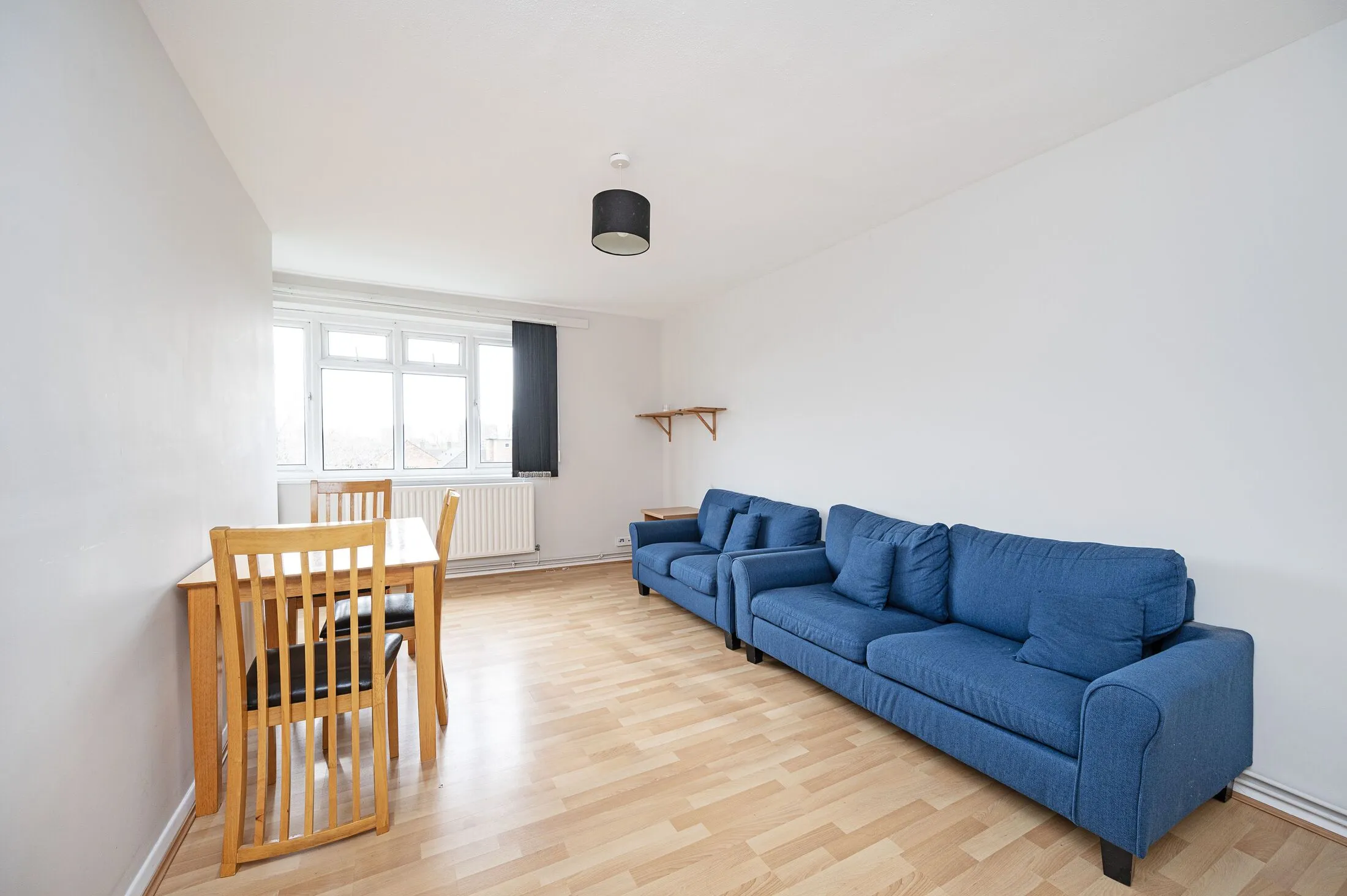 Flat Ernest Street in Greater London