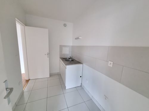 Flat Rue Championnet in Paris