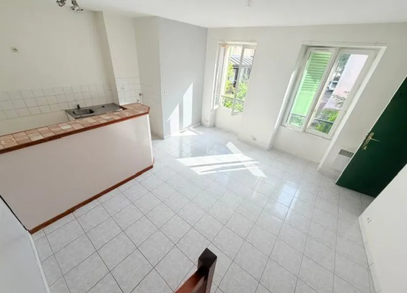Flat Rue du Moulin à Vent in Verneuil-sur-Seine