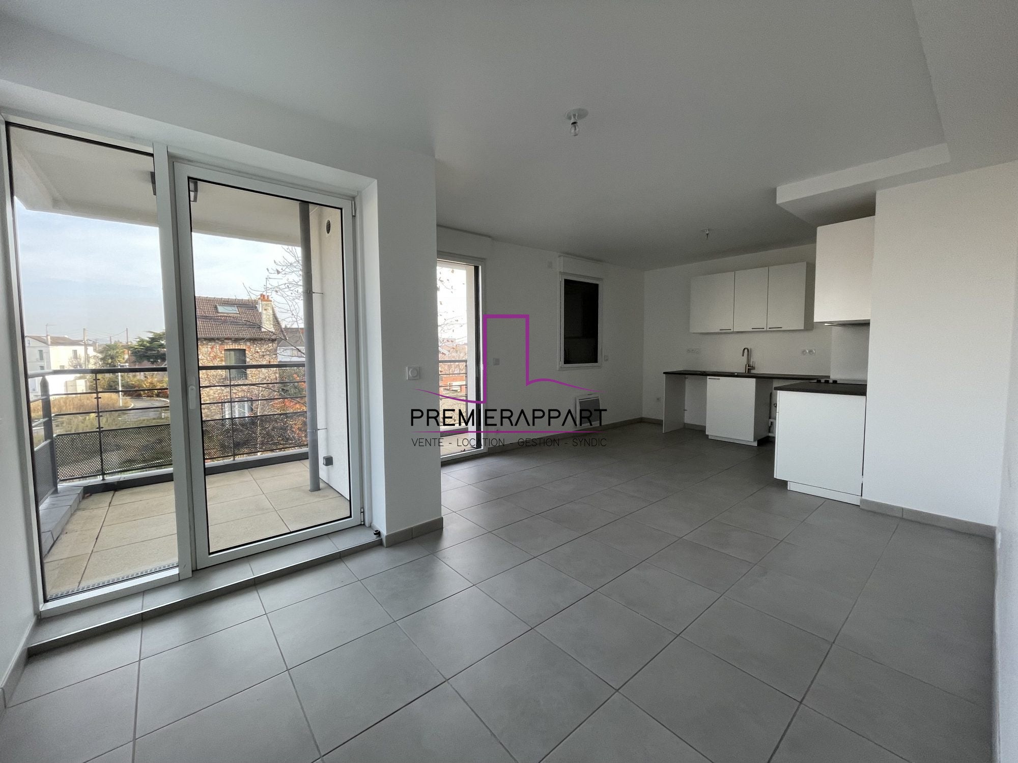 Flat Rue de Stalingrad in Houilles
