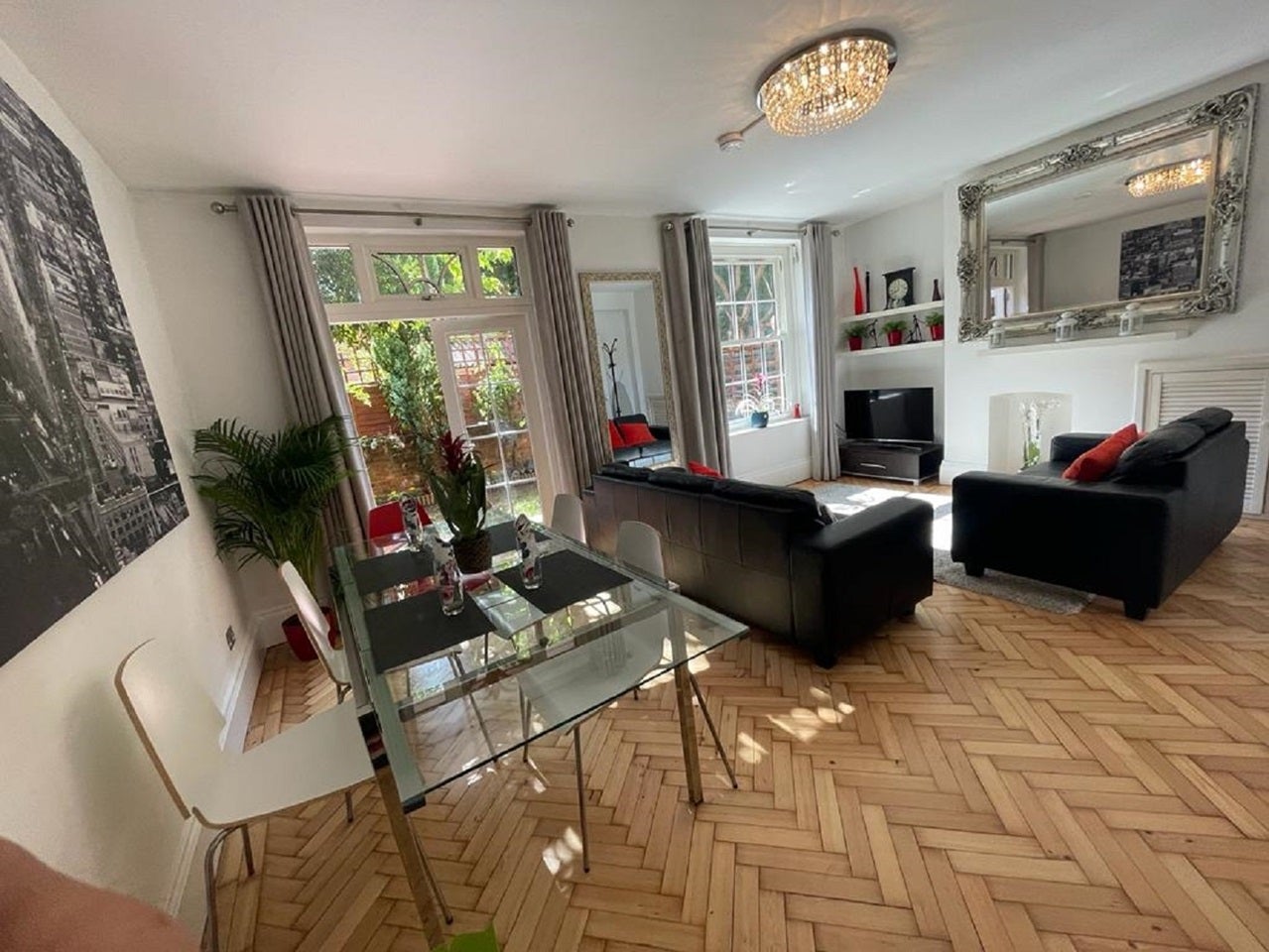 Flat Charlbert Street in City of Westminster