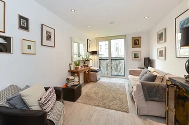 Flat Peabody Avenue in City of Westminster
