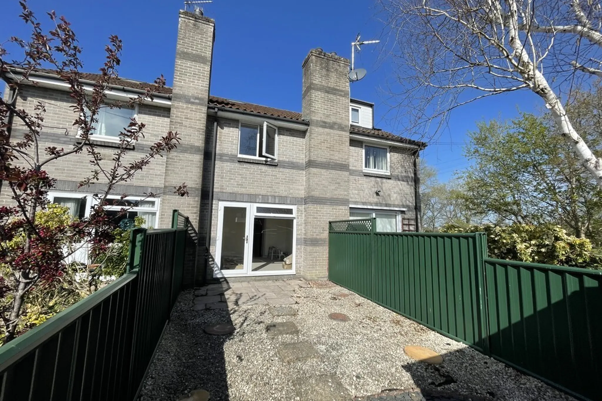 House Anthony Road in Street