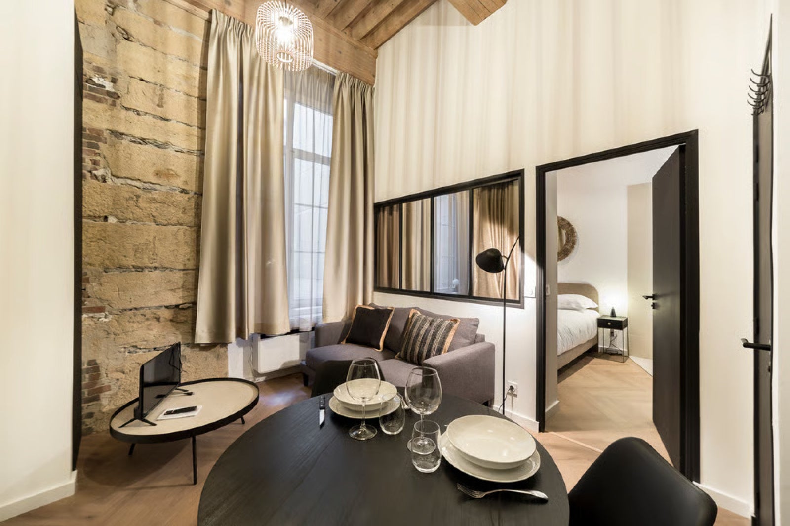 Flat Quai Jean Moulin in Lyon