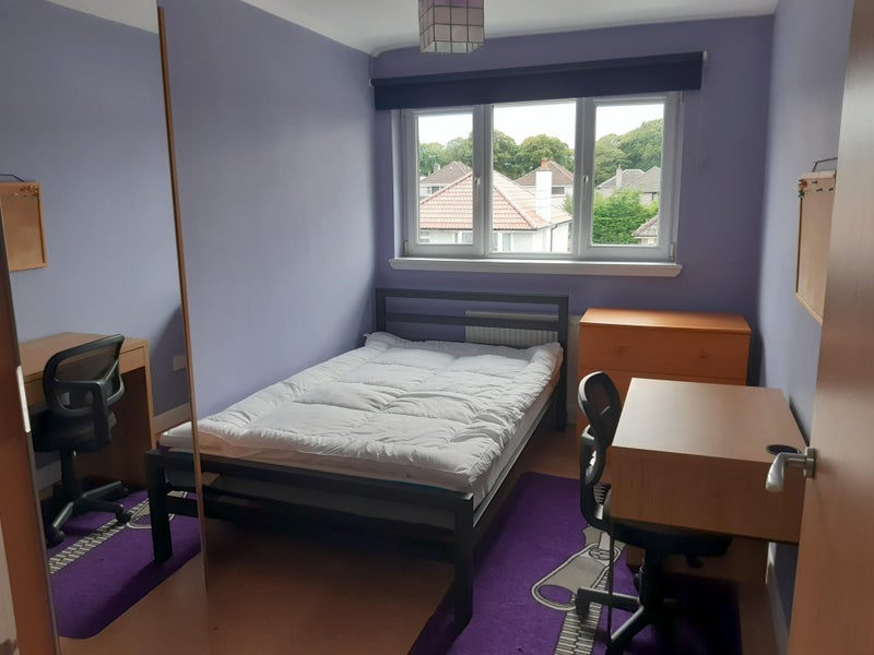 Room Southesk Avenue in Bishopbriggs