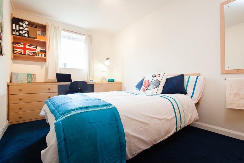 Room Lower Regent Street in Nottingham
