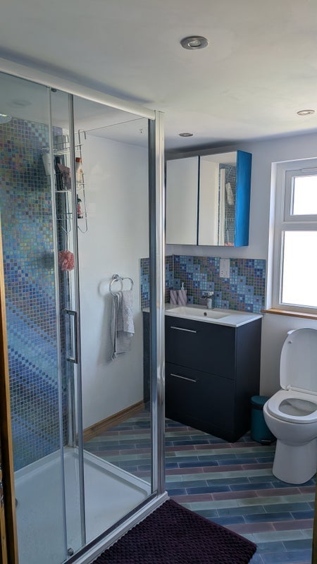 Room Bloomfield Road in Bristol