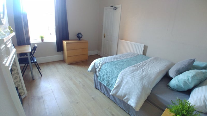 Room Murray Road in Rugby